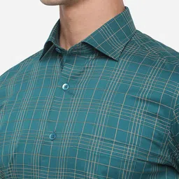 METAL Men Green Slim Fit Checked Formal Shirt image 4