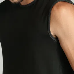 Roadster Men Black Layered Cotton T-shirt image 2