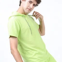 HIGHLANDER Men Structured Hooded Regular Fit T-shirt image 4