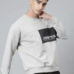 Xtep  Colourblocked Round Neck Pullover Sweatshirt image 3