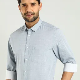Indian Terrain Classic Slim Fit Micro Ditsy Printed Spread Collar Cotton Shirt image 3