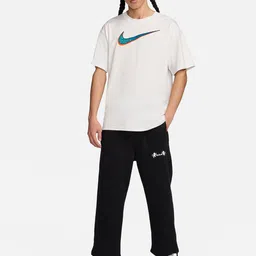 Nike LeBron Men's M90 Basketball T-Shirt image 5