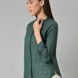 W Women Green Organic Cotton Printed Casual Shirt image 4