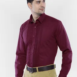 ASCIIBLUES Spread Collar Pin Tucks Detail Cotton Tuxedo Shirt image 4