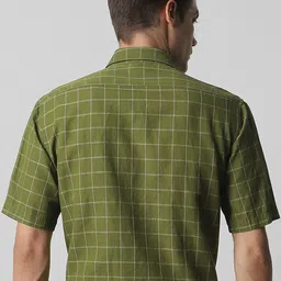 Van Heusen Men Opaque Checked Formal Shirt image 4