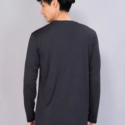 Technosport Antimicrobial Active Slim Fit T-shirt image 4