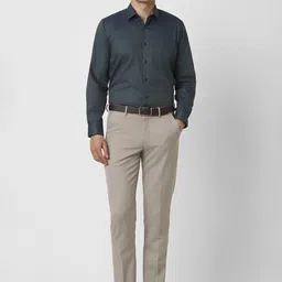 Van Heusen Men Spread Collar Textured Cotton Formal Shirt image 2