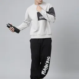 Xtep  Colourblocked Round Neck Pullover Sweatshirt image 4