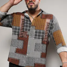 Instafab Plus Size Size Geometric Classic Regular Fit Cotton Casual Shirt image 3