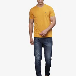 t-base Men V-Neck T-shirt image 3