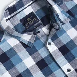 Flying Machine Spread Collar Slim Fit Opaque Checked Cotton Casual Shirt image 3