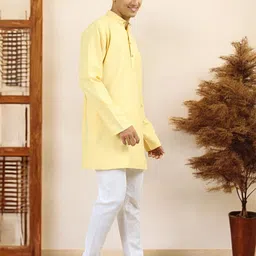 TATTVA Men Thread Work Summer Sheers Kurta image 4