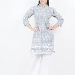 Trendzmy Women Grey & White Geometric Thread Work Kurta-picture-10