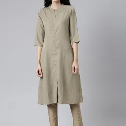 Samhitas Striped Mandarin Collar Dobby A Line Kurta-picture-11
