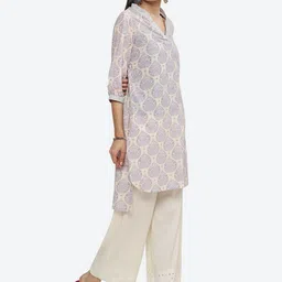 Biba V-Neck Ethnic Motifs Printed Pure Cotton Kurta image 3