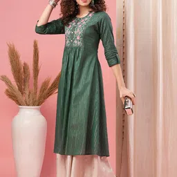 Globus Green Floral Embroidered Roll Up Sleeves A-Line Kurta image 4