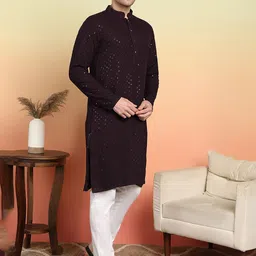 SWAGG INDIA Men Embroidered Mirror Work Kurta image 4