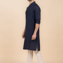 Tasva Mandarin Collar Straight Kurta image 3
