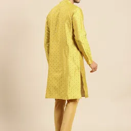 Amodh by Kisah Men Yellow Thread Work Kurta image 4