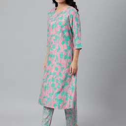 W Women Mauve Floral Printed Thread Work Kurta image 5