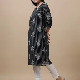 Marcia Ethnic Motifs Printed Round Neck Pure Cotton Straight Kurta image 4