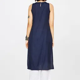 Global Desi Ethnic Motifs Embroidered Thread Work Straight Kurta image 4