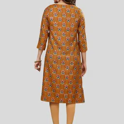 Saree Swarg Women Mustard Yellow Floral Printed Kurta image 4