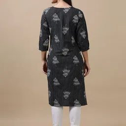 Marcia Ethnic Motifs Printed Round Neck Pure Cotton Straight Kurta image 5