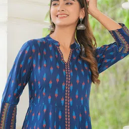 YASH GALLERY Ethnic Motifs Ikat Printed Anarkali Kurta image 2