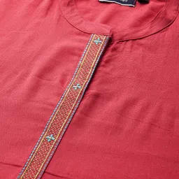 Cayman Women Fuchsia Solid Kurta with Trousers image 2