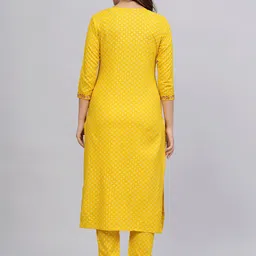 KALINI Floral Sequinned Embroidered Straight Kurta With Trousers & Dupatta image 5