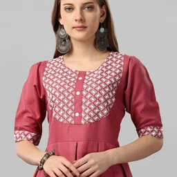 Kinjo Geometric Yoke Design Thread Work A-Line Pleated Pure Cotton Kurta image 2