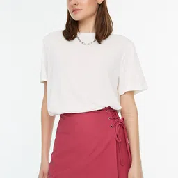 Trendyol Women Burgundy Hot Pants Shorts-picture-17