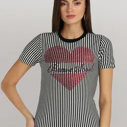 shashvi Women Black Striped Drop-Shoulder Sleeves T-shirt-picture-16