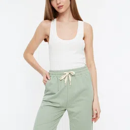 Trendyol Women Green Solid Shorts-image-35