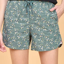 Enamor E7A1 Hangout Women Printed Mid-Rise Cotton Lounge Shorts-image-7