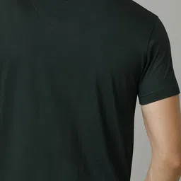 Double Two Men Round Neck Applique T-shirt image 2