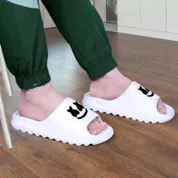 eqtima Men Slippers image 2