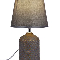 TAYHAA Grey & Gold-Toned Textured Ceramic Contemporary Frusturical Shaped Table Lamp image 3