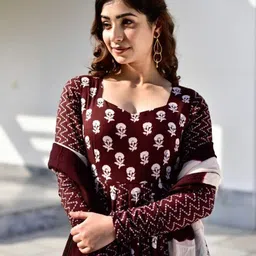 iklo Printed Viscose Rayon Stitched Anarkali Gown image 4