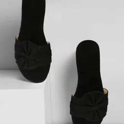 ravis Women Flats Sandal image 4