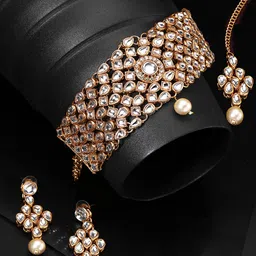 Yellow Chimes Gold-Plated & Kundan-Studded Jadau Jewellery Set image 2