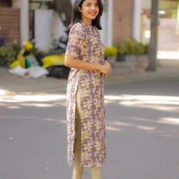 clothland Women Printed Cotton Blend A-line Kurta image 3
