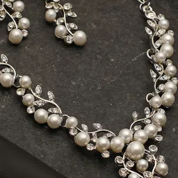 SOHI Silver Plated Pearls Studded & Beaded Jewellery Set image 2