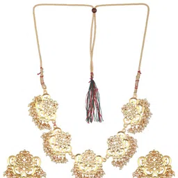 Jazz and Sizzle Gold-Plated Stone-Studded & Beaded Jewellery Set image 2