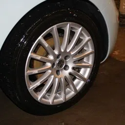 indopower TYRE SHINER 250ml. Combo image 3