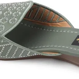 shokiya Women Flats Sandal image 3