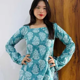 aqua collectionn Women Printed Viscose Rayon A-line Kurta image 2