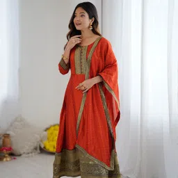 cynorenterprise Women Self Design, Woven Design, Embellished Cotton Blend Anarkali Kurta image 3