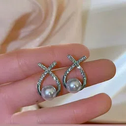 xwing Small And Simple Pack 1 Pearl Gold Earring Set image 1